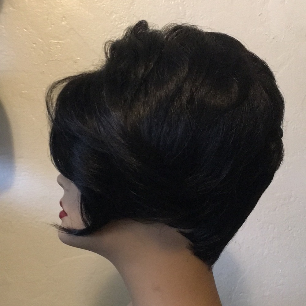 Carman Free & Easy Collection Wig - Picture 2 of 7